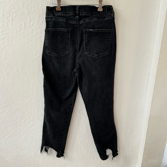 Rewash Black Distressed Elastic Waist Denim Jeans 5/27 - Picture 2 of 10